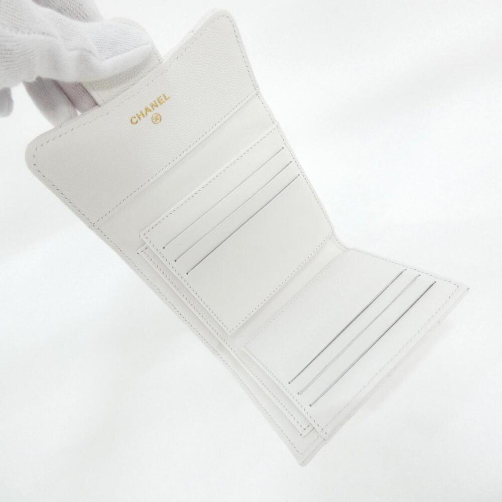 CHANEL White Wallet - Picture 3 of 4